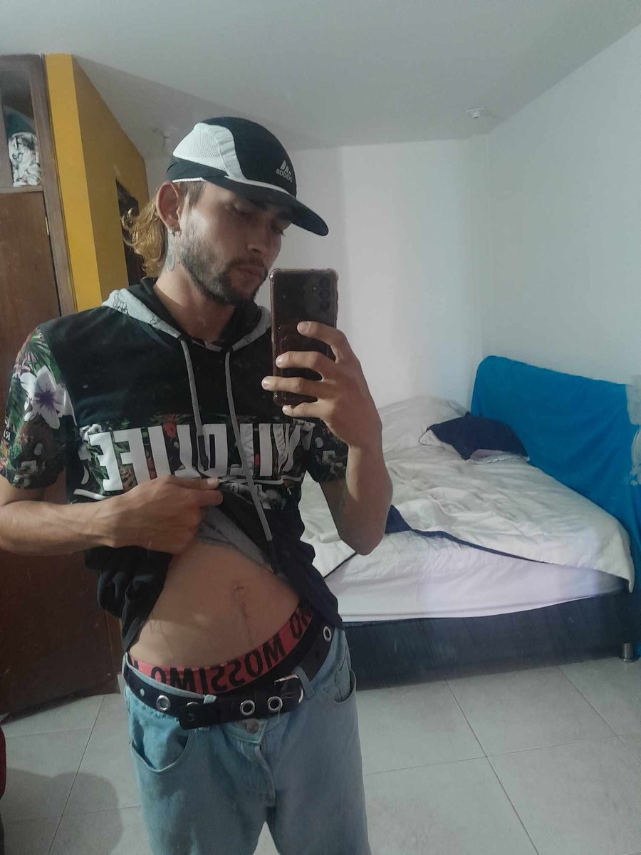 hombreengorra's tweet photo. Que dicen? Les pelo la verga o que? https://t.co/yHmVR0Z15y