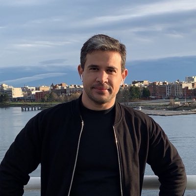 Robertovdal's tweet photo. #NovaFotoDePerfil https://t.co/OuumLhxm5Y