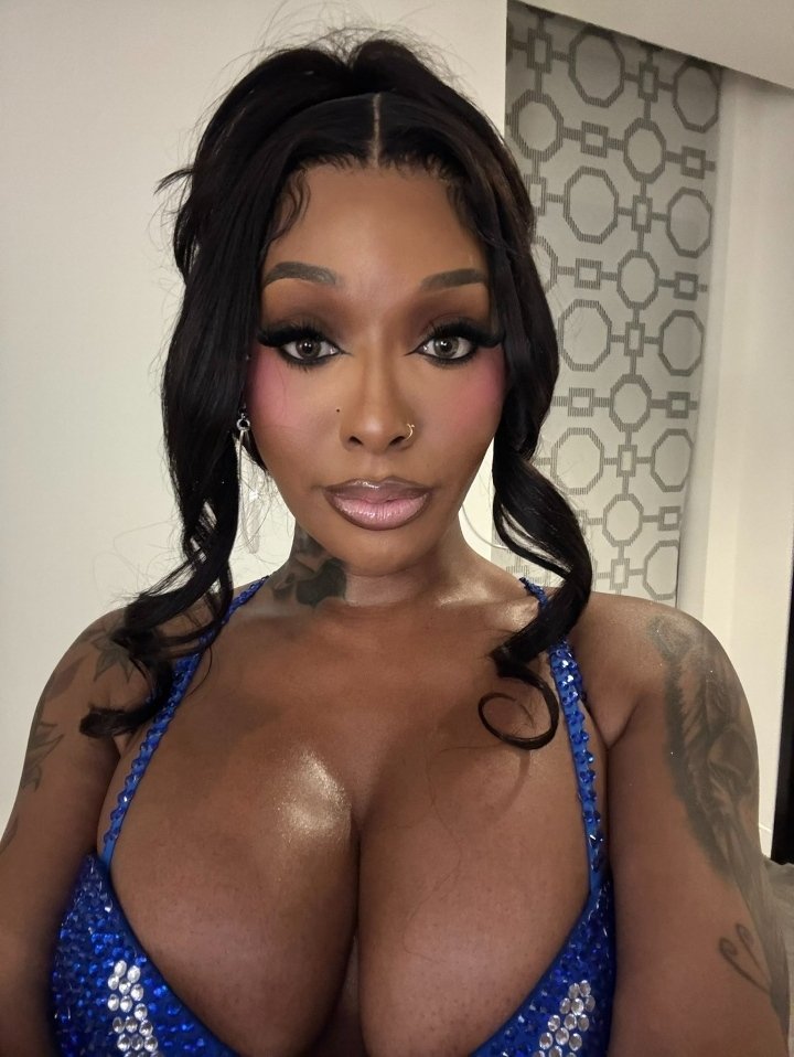 NADIALOVE0i's tweet photo. You like what you see👀 https://t.co/zwKqGox5fu