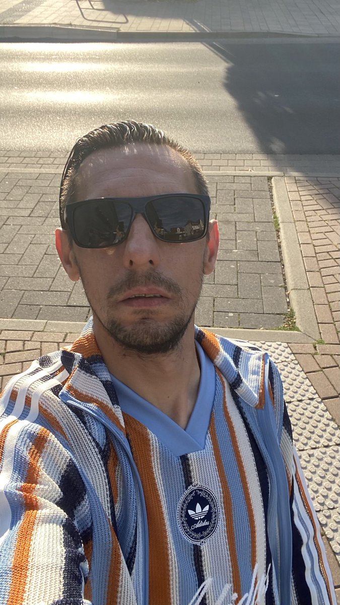 escobarJivkov's tweet photo. iyi  hafta sonları https://t.co/cnZ7ScS02O