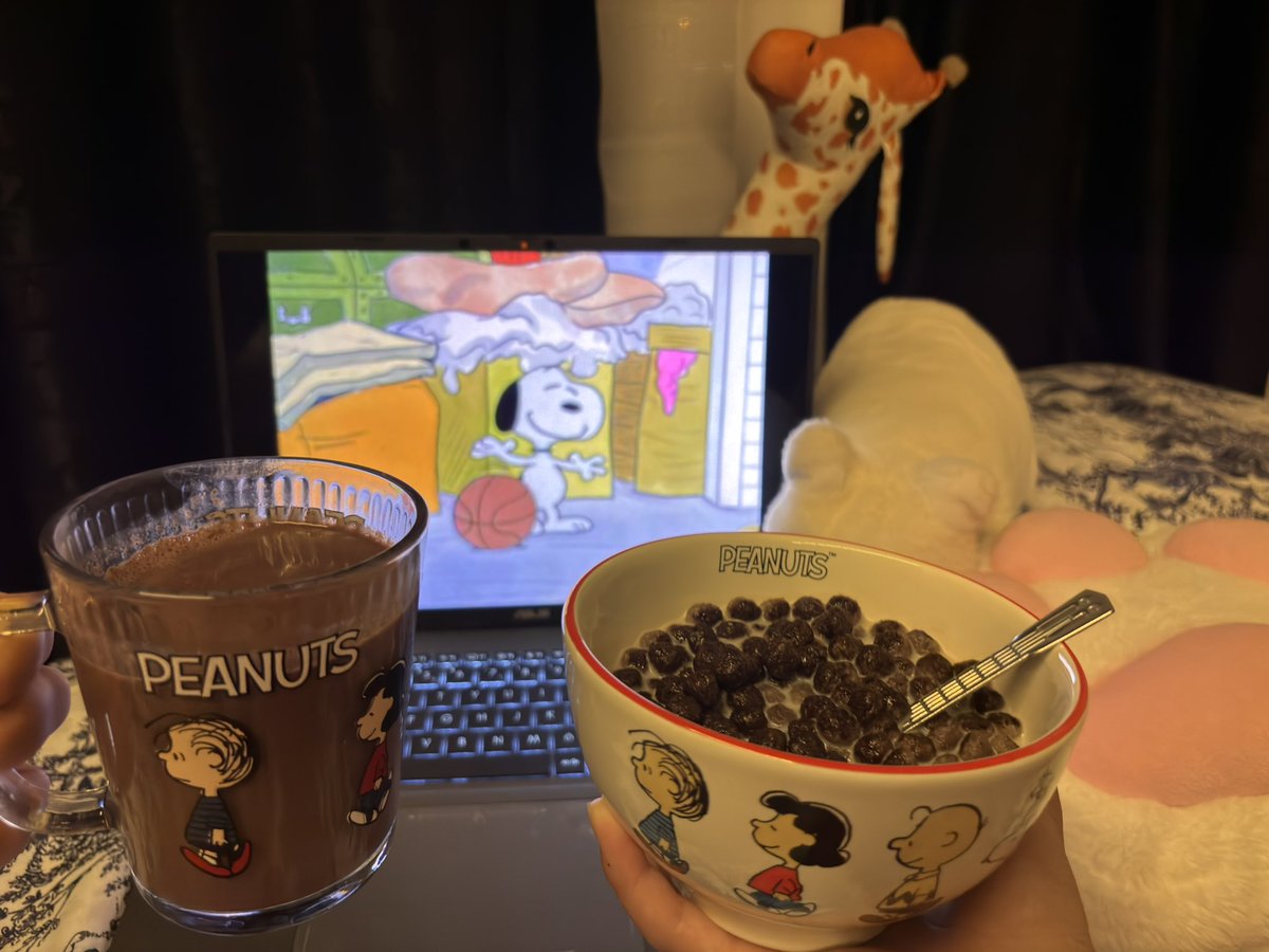 daffodillaments's tweet photo. snoopy charm
peanuts kase
peanust bardak
snoopy çikolata
SIRADA NE VAR https://t.co/Ukq2W1RpyP