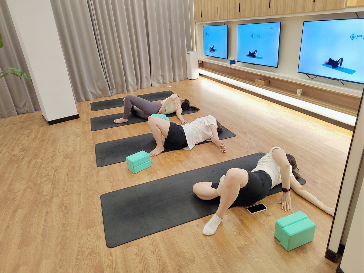 ndnnofear's tweet photo. Struggling with post-workout soreness Try a 10-minute stretching routine + stay hydrated! Small daily steps = big health wins. https://t.co/lurW1wuVFm