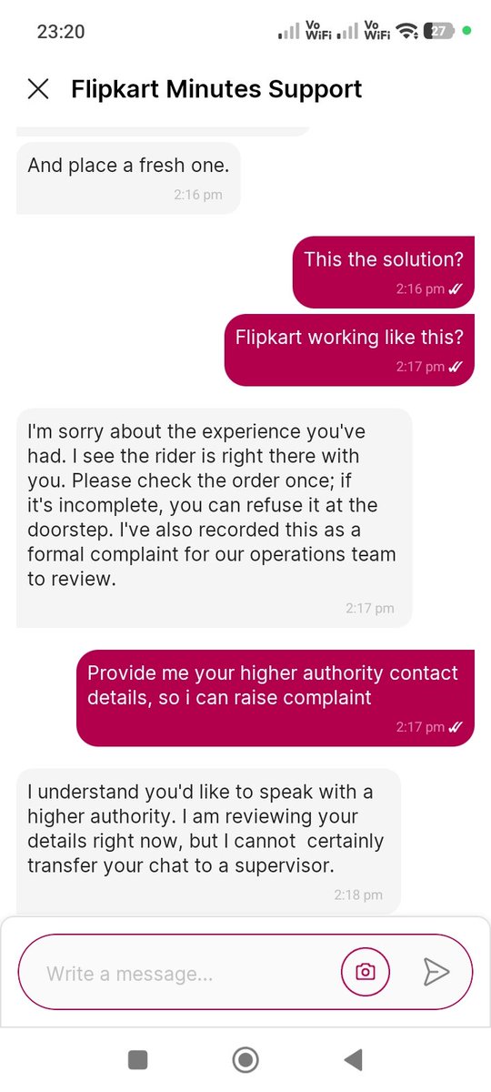 kumarkeshav44's tweet photo. @Flipkart @ConsumerReports  @consumercourtin 
I have ordered a product from @Flipkartminutes and his delivery boy comes with shorted item to delivery, when i ask about then they told me we don't have avlable, then i ask him why you come to delivery if flipkart have not available https://t.co/Z3xJChEyci