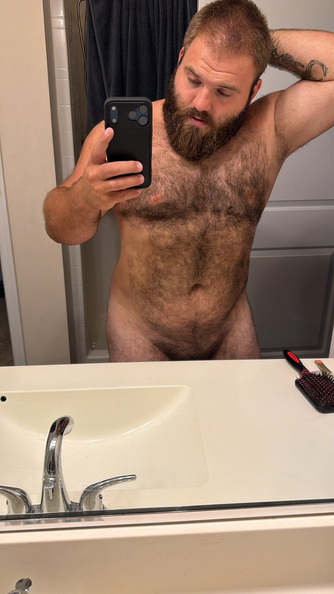 VinceGrain524's tweet photo. I need a shower https://t.co/b3msSra8gI