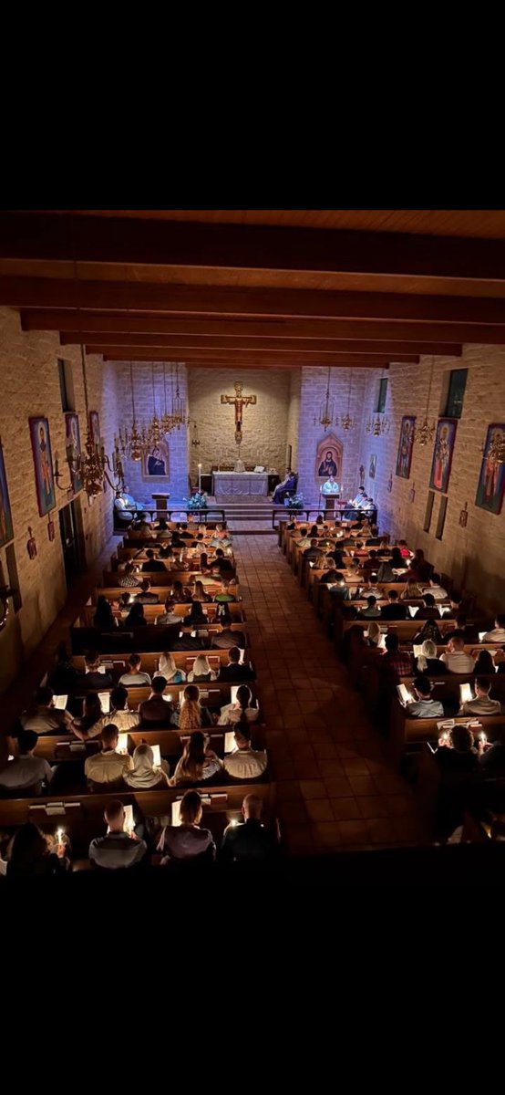 JoeHarperDFW's tweet photo. @OwenShroyer1776 Orthodox Churches win ☦️
Eastern Rite on the Left
Western Rite on the Right https://t.co/dVI3WPsgSA