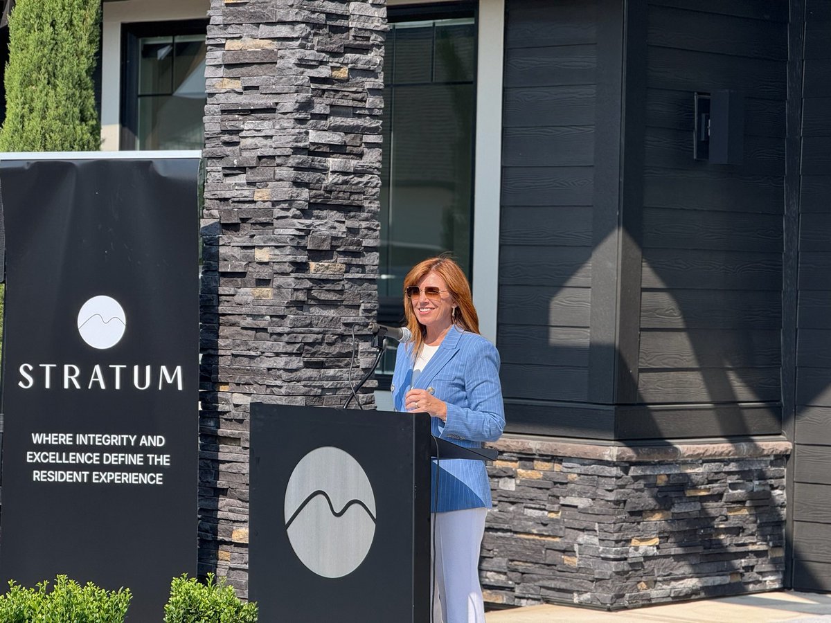 ChristineDrazan's tweet photo. Yesterday we got to celebrate the opening of Woodburn Place Apartment Homes West, a beautiful 44-building property bringing 478 new homes to this growing community, along with a new US Market.

At a time when housing is out of reach for too many Oregonians, we need more people willing to invest and build here. As governor, I’ll clear the way for that investment and make Oregon more affordable.

Thank you to I&E Construction, Stratum and US Market for having me!