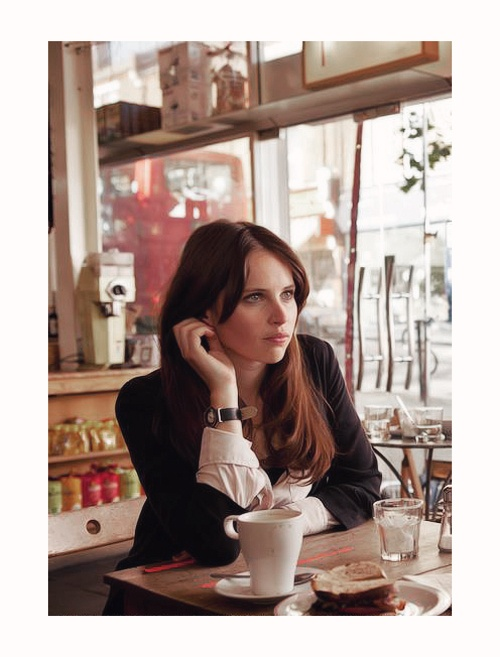 BrigadierKetch's tweet photo. Might be cheating to pick an actress rather than a pure Pinterist girl, but Felicity Jones might be the best British entry in this vibe competition. https://t.co/hn7F4z1vIU
