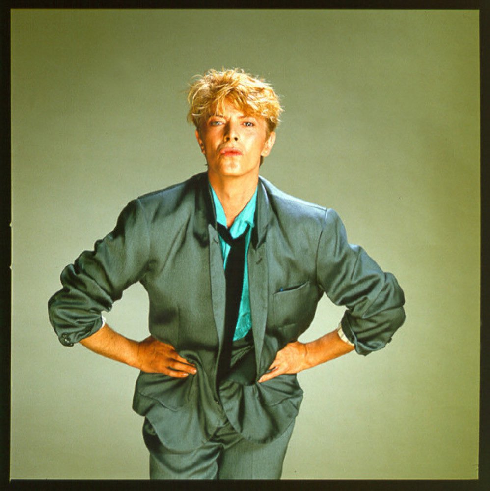 davidbowie_news's tweet photo. David Bowie, 1982, by Greg Gorman.

Publicity shots for the Let’s Dance album. https://t.co/XM9p7KlA1Y