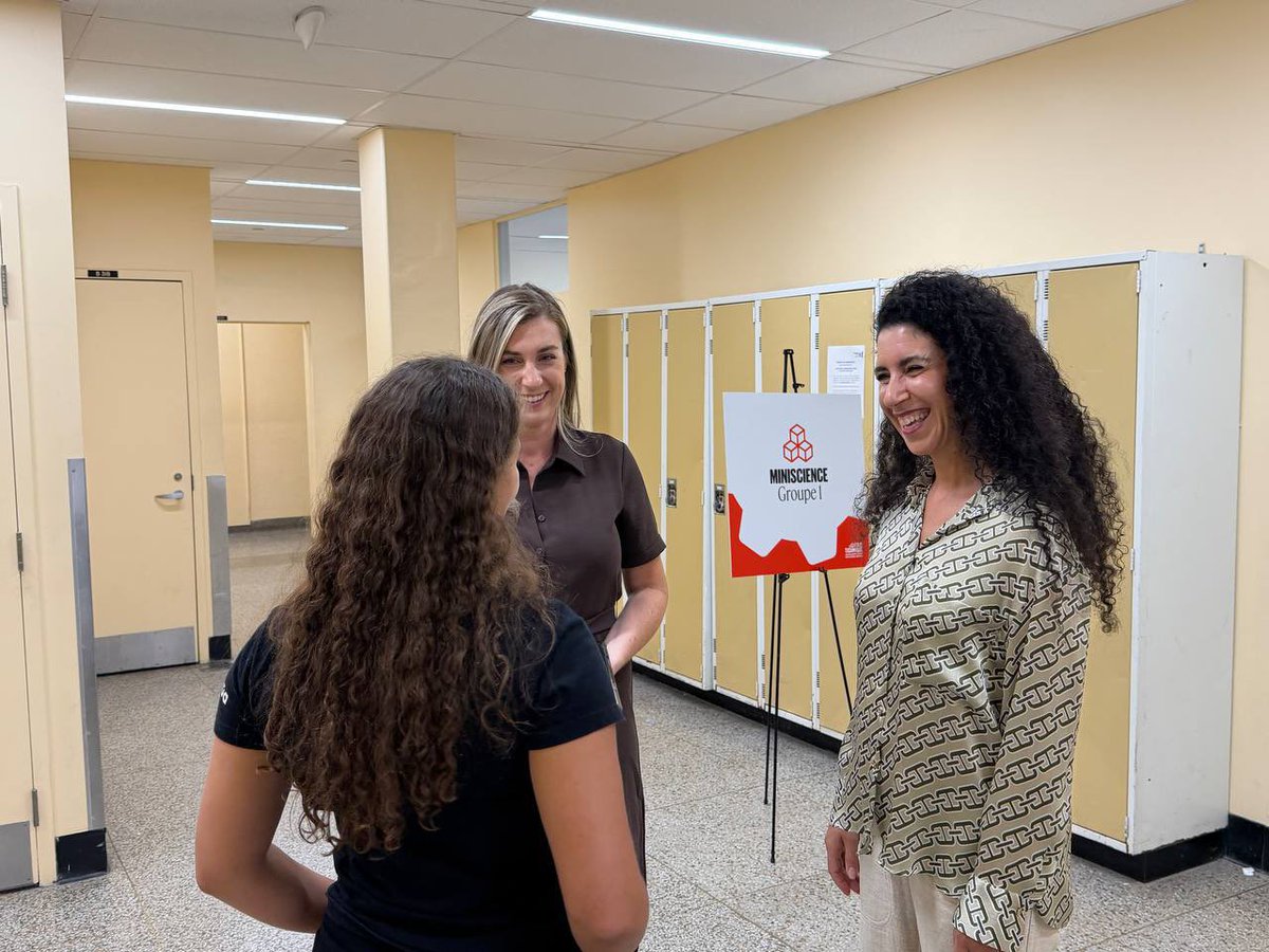 RachelBendayan's tweet photo. Les ingénieurs de demain sont au camp Folie Technique de @polymtl cet été! 🔬 https://t.co/uws1VL83aj