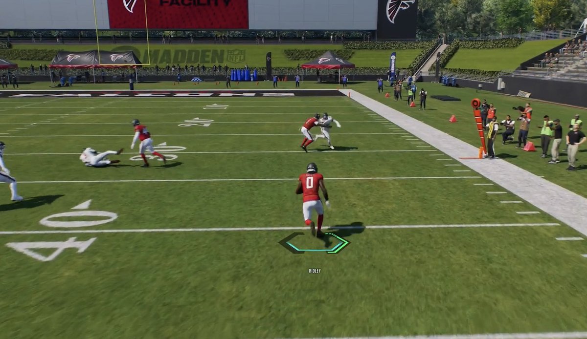 TheActualCC's tweet photo. If youre facing all out man blitzes, like a midblitz, we have a counter.

If youre not…5 WR Tight is just fun to use.

If you dont like the same boring stuff ⬇️ https://t.co/OajQnsalZJ