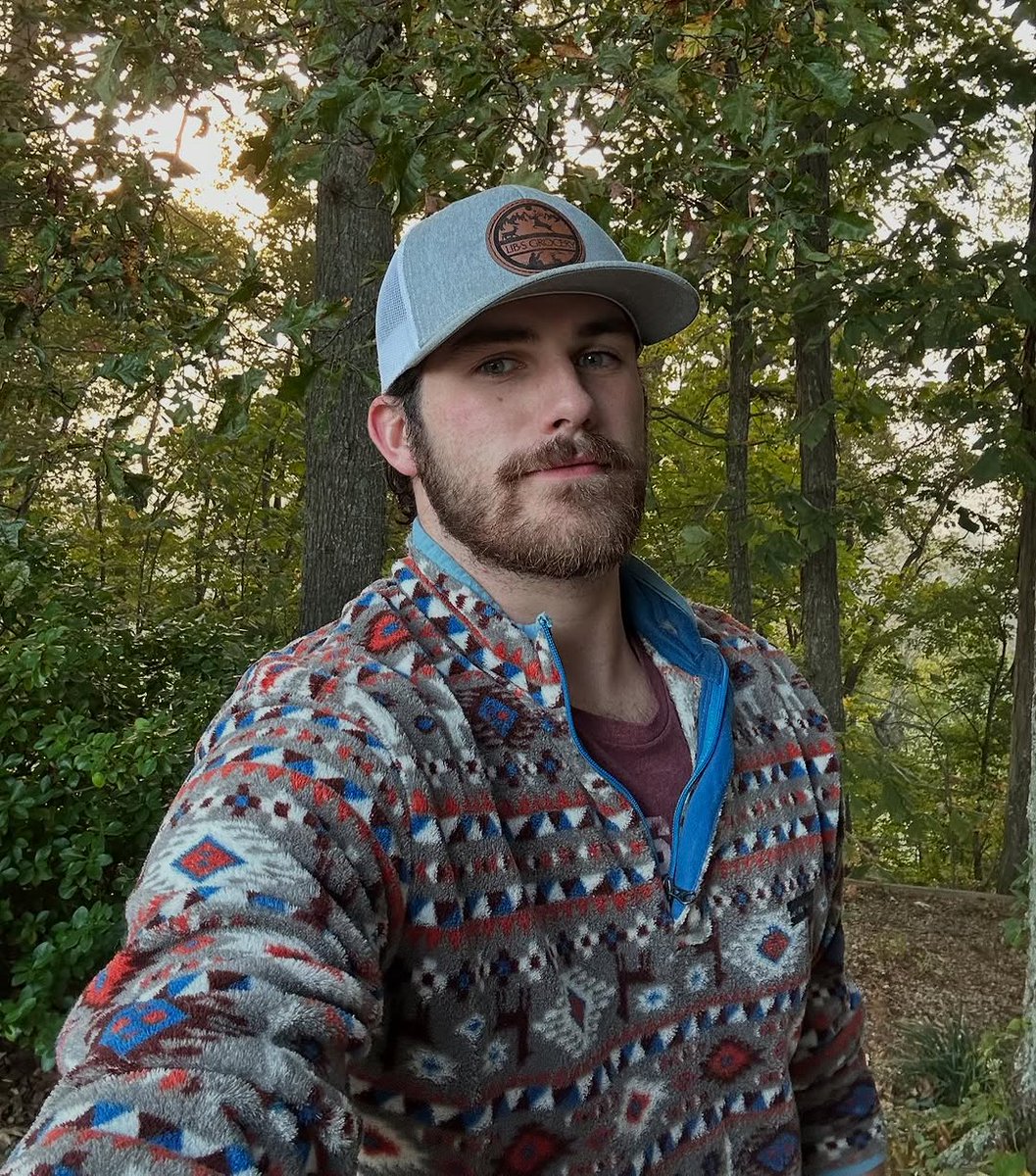 Thecamperguy12's tweet photo. Still single. Maybe the right woman is just one conversation away. ❤️
Mature women, don't scroll by... say hi. 😊

#SingleMan #MatureWomen #LookingForLove #RealConnection #FriendshipFirst #viral https://t.co/nt7G6cHBgS