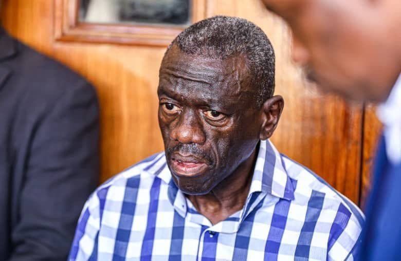 TheLionUg's tweet photo. According to @Winnie_Byanyima, Dr. Kizza Besigye has been returned to Luzira Prison from Mulago Hospital. Please pray for him in your own language. Fast if you can for divine intervention. 
God have mercy. 🙏 https://t.co/pAW6k1hozj