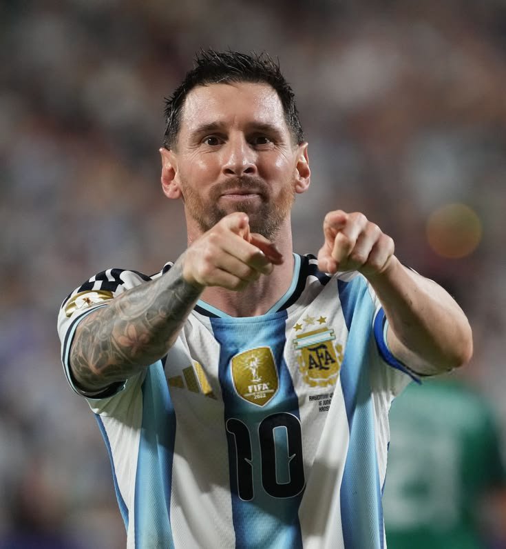 Nini1924476's tweet photo. Lionel Messi  //. Me hubieras dicho que eras travestí https://t.co/NzwKIOv7pd