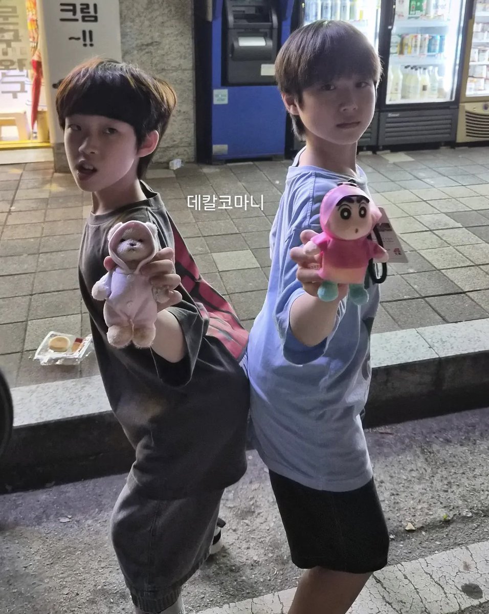 kkang_chu's tweet photo. 진짜로 너무 귀엽다 초5들 https://t.co/CNWlMAYMXj