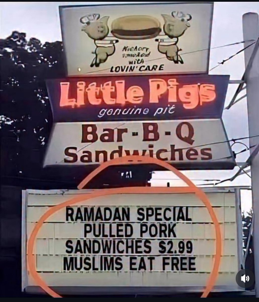 quez336699's tweet photo. @Alinavisaomoon This is America. There's a big, giant door if you don't like it. https://t.co/qDLnJUfdUb