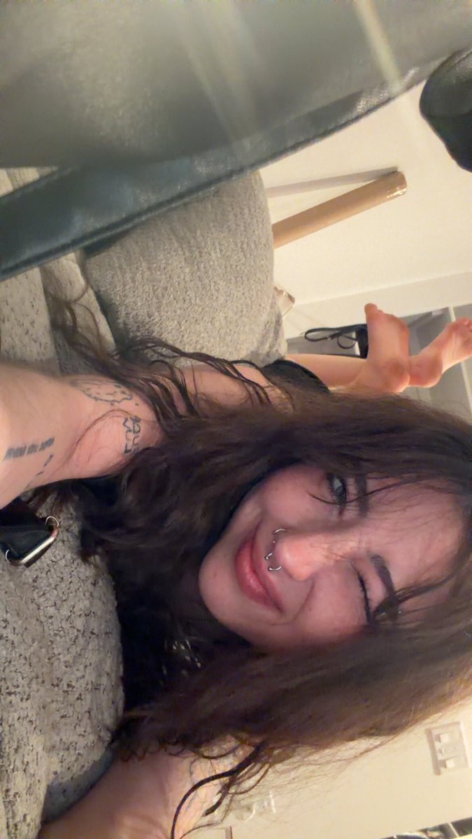 maryyluvsick's tweet photo. @serinide my bed here needs fixing or we can both wreck it instead 😈
https://t.co/Io4Hk2I5NS https://t.co/lnBL2cdktn