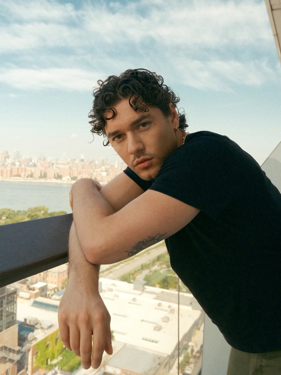offcampusrprt's tweet photo. 📰 Belmont Cameli hoje em Nova York para um pop up da TRESemme 🥵

by.aikaflores via Instagram https://t.co/kLgsTFQvjG