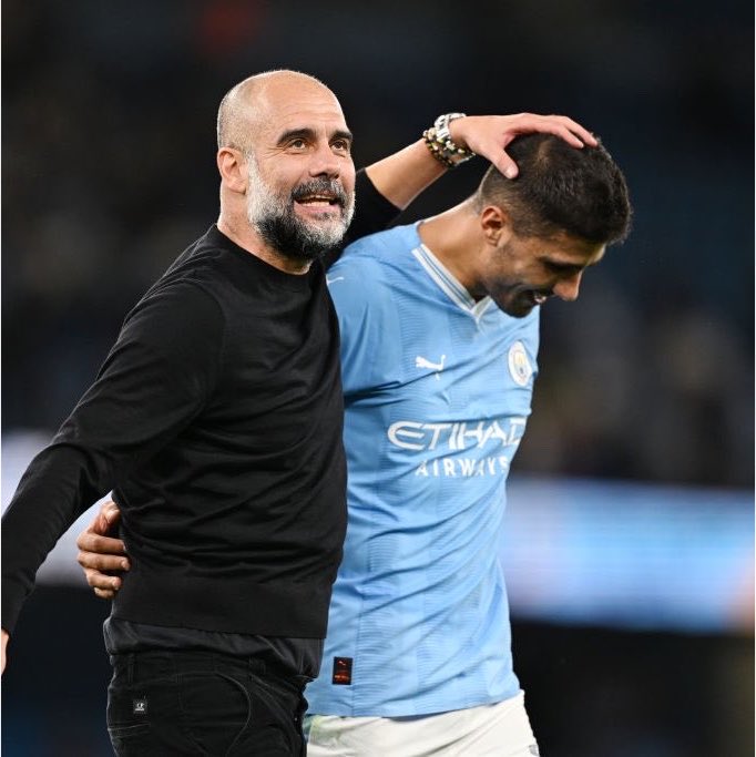 ManagingBarca's tweet photo. 🚨🚨| JUST IN: Pep Guardiola played a key role in CONVINCING Rodri to REJECT Real Madrid and join Barcelona.

[@MelchorRuizCOPE] 🔵🔴🤝 https://t.co/Oes1nkEWoq