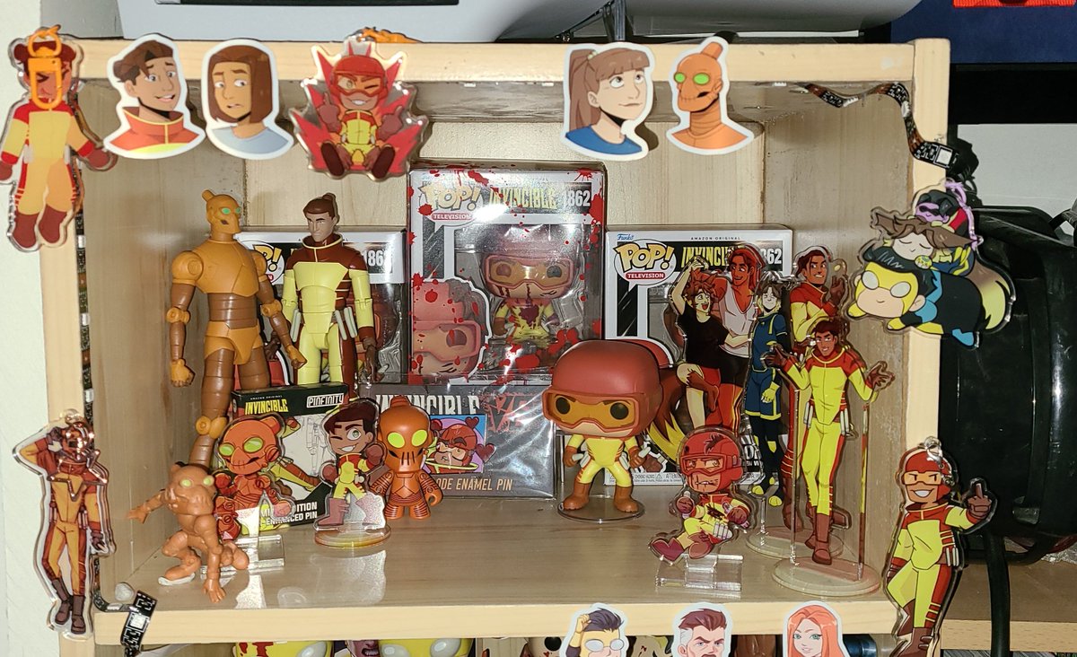 arry_chu's tweet photo. Haven't posted a shrine update in a while... here's some of my Invincible merch spaces in my room!
#invincible #rexsplode https://t.co/fvn7T4tjj9