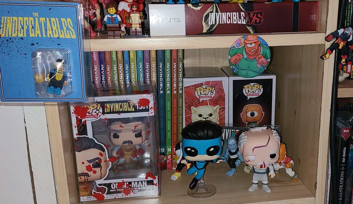 arry_chu's tweet photo. Haven't posted a shrine update in a while... here's some of my Invincible merch spaces in my room!
#invincible #rexsplode https://t.co/fvn7T4tjj9
