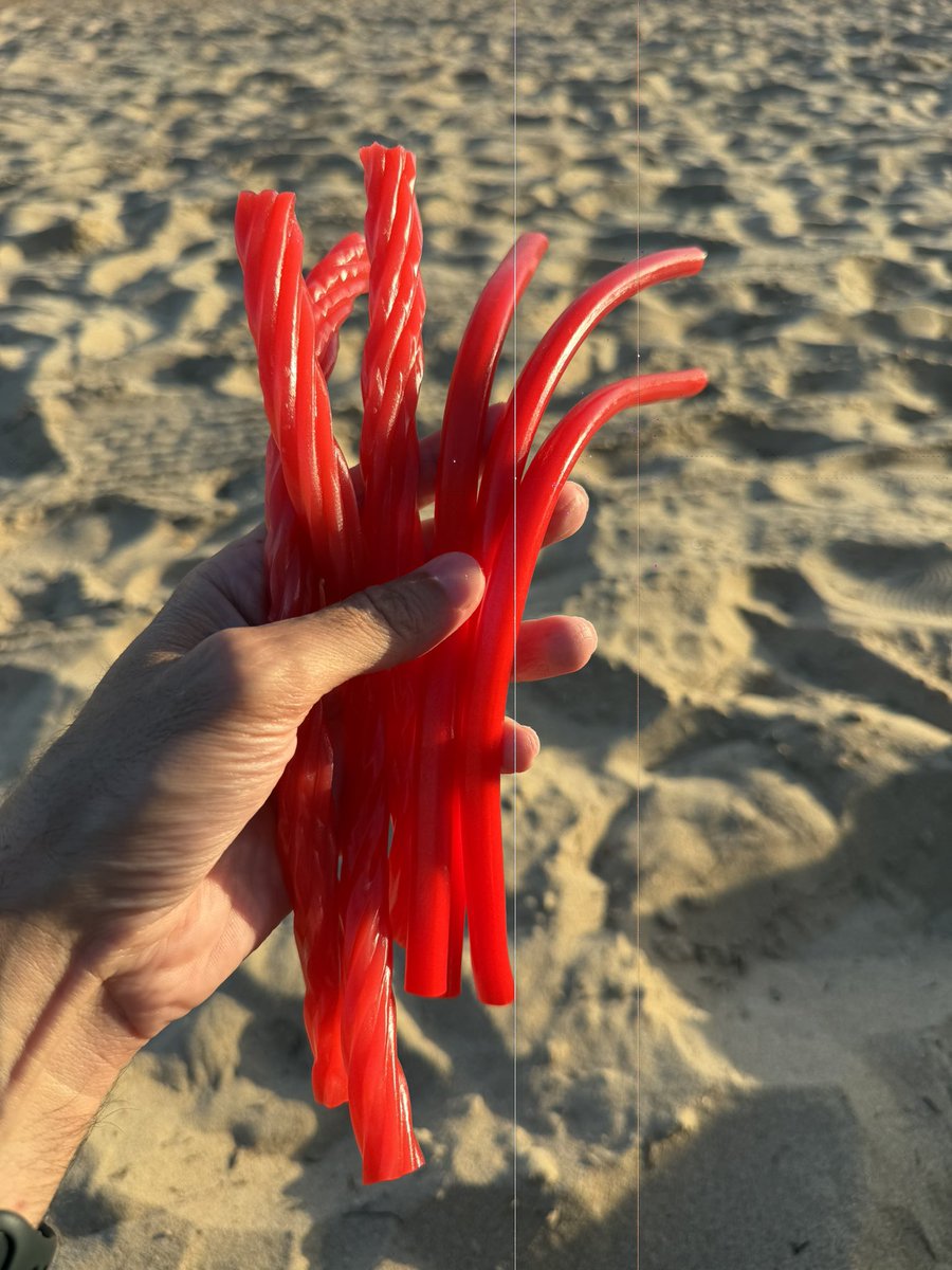 Luisgbm85's tweet photo. Vicio playero 🤤 https://t.co/jGKuGHq59l