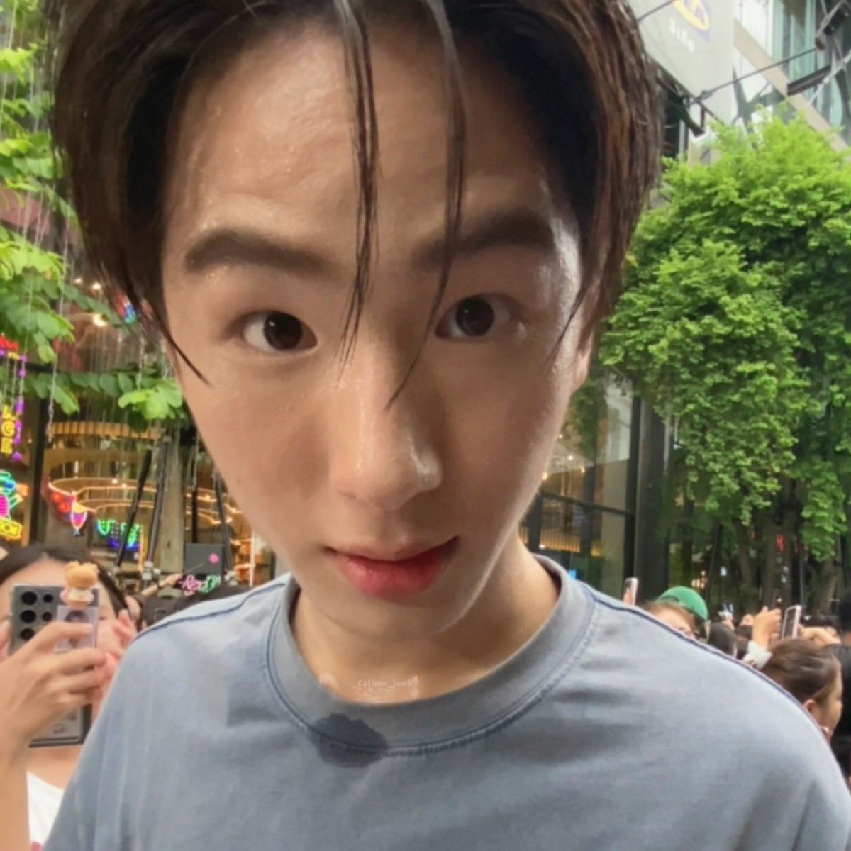 callme_jook's tweet photo. ทุกคนช่วยโผมที~รูปไหนคือแมวตัวจริงง่ะ
อ่ยย สับสนๆ🙂↔️
#onzen_ktp #projectalphanewclan
@Zenxchains https://t.co/G0ucLv7xov