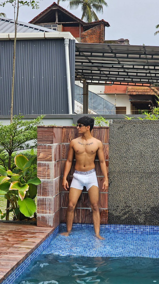 AaroOraal321's tweet photo. More Brinto SEXclusives 🥵🥵
#brinto #gay #instagram #mallu #kerala #exclusive https://t.co/q0xJfT54PO