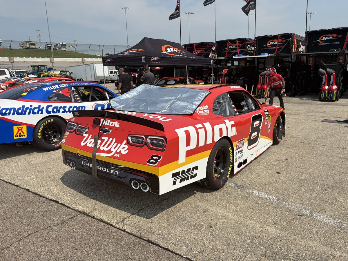 RealJaredHaas's tweet photo. New paint schemes in the O’Reilly Series this weekend at Iowa. https://t.co/FmugDQMkuJ