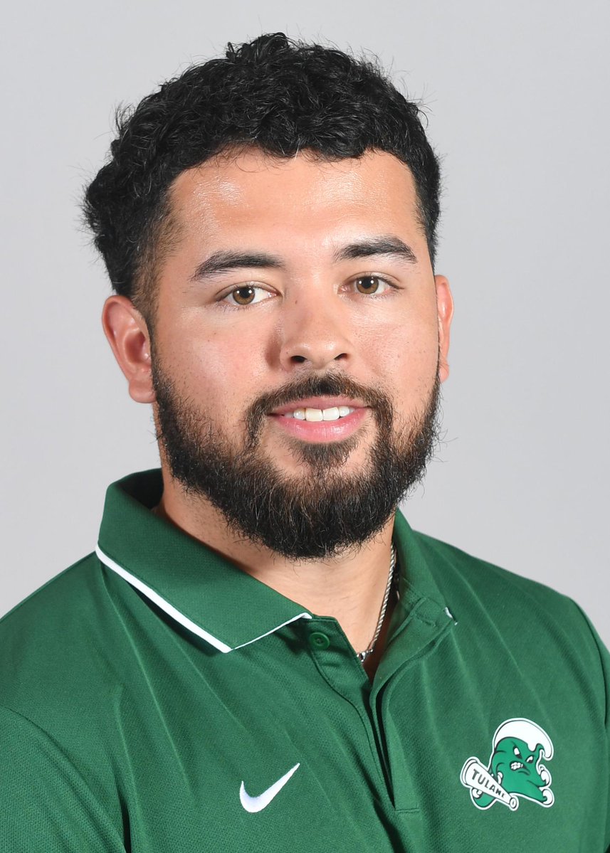 GreenWaveFac's tweet photo. A #TulaneTuesday toodle-oo to @devinpauley_, who departs us today to head home to his alma mater @OU_Athletics as Assistant Director of Event &amp; Game Operations. While our time together was short, we wouldn't have traded Devin for anyone else. Go be great! Good luck! #RollWave 🌊 https://t.co/GRZOVCuVds