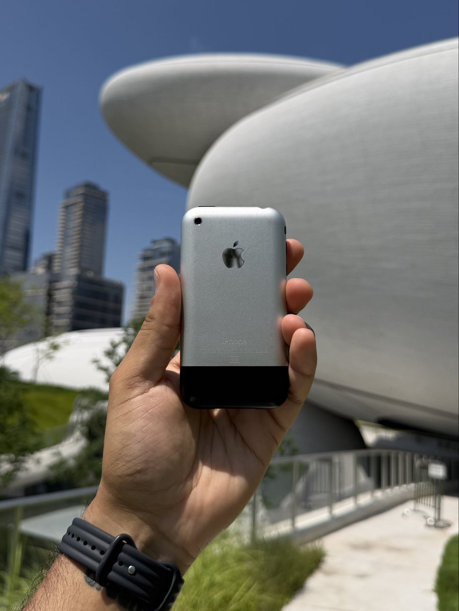 Canoopsy's tweet photo. china shot on iPhone 1 https://t.co/l8wudQ9vQX