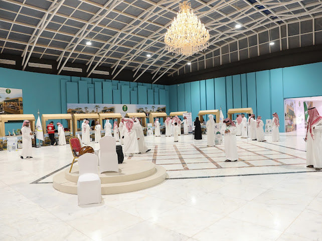arar2023ksa's tweet photo. فرع وزارة البيئة والمياه والزراعة بمنطقة #الحدود_الشمالية يطلق فعاليات مهرجان "سوق المزارعين" بمحافظة #رفحاء لدعم الإنتاج المحلي
#سوق_المزارعين_بمحافظة_رفحاء
https://t.co/QOhjIHrEft https://t.co/m66QELcciC