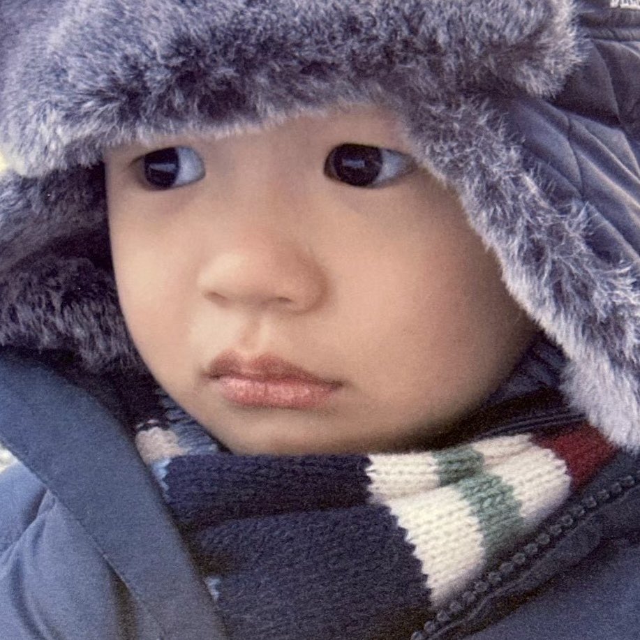 winterindexx's tweet photo. ทำไมนอนกอดกันโดยที่ไม่มีหนู 😠 https://t.co/71CVPnzj0p