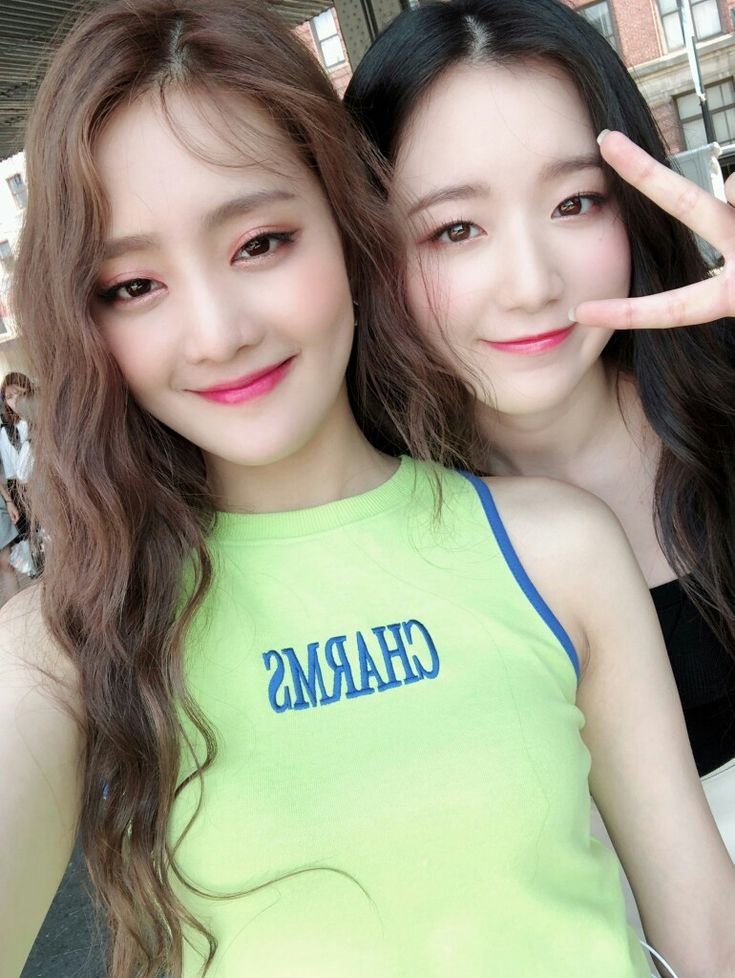 MinCozyy's tweet photo. The babies 🥺🥺🥺
#minnie #민니 #มินนี่ #idle #idleminnie #nicha #miyeon #shuhua #yuqi #soyeon https://t.co/GbaD1ZGsbp