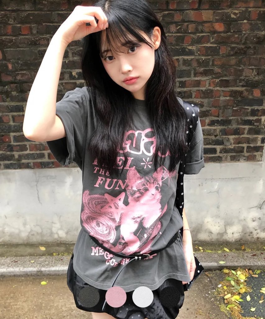 prevnseoul's tweet photo. ꒰ Pre ꒱ Cavish ⊹*⟡ 🐈⬛🏹💗🎧
mega cyclone pigment ss tee
★ ลด 50% เหลือ 750.- ส่งฟรี (มัดจำ 350.-)
🛩️ ส่งกลับแอร์ ♡ รับพรีจนกว่าคูปองจะหมดค่ะ
#cavish #เสื้อcavish #พรีออเดอร์เกาหลี https://t.co/rmlvel9In5