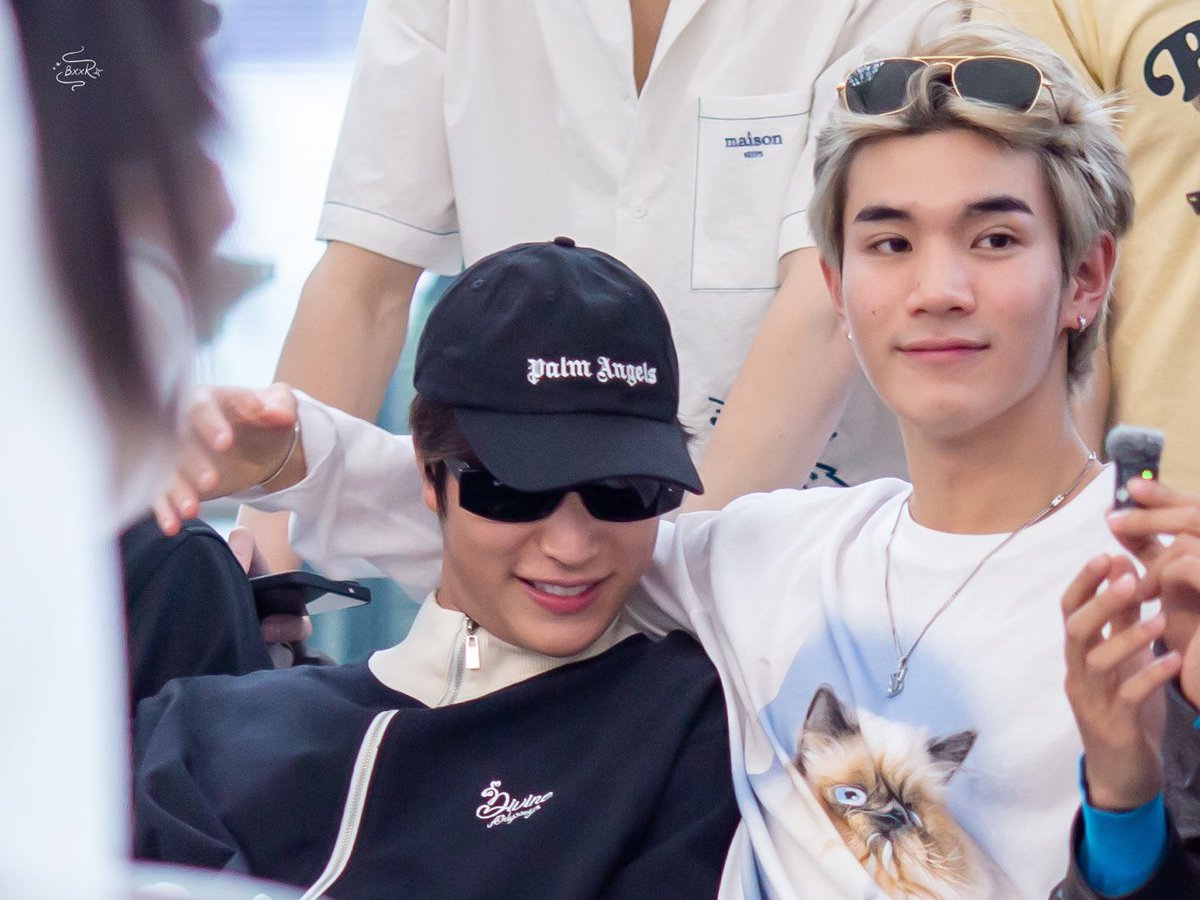 Bxxk__twt's tweet photo. โมเม้นผมก็มีนะ

@gemini_ti 
#gemini_nt 
@tawattannn 
#FourthNattaway
#GMMTVFanfestInMacau2026 https://t.co/LNDhE2a5Ll