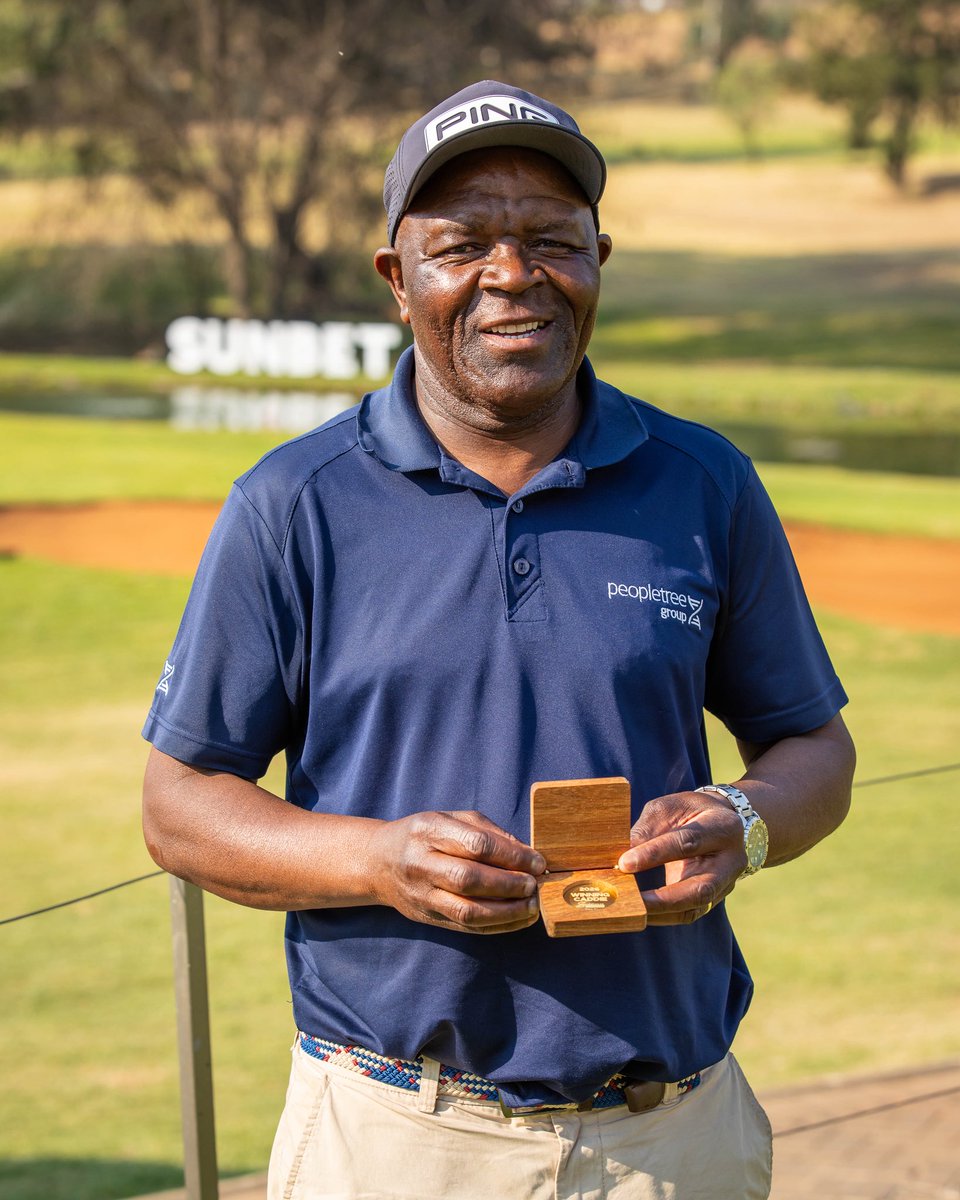 Sunshine_Tour's tweet photo. This week’s caddie medallion goes to Vuyani Mzimkhulu after he helped Luke Brown win the Sunbet Challenge Hosted By Time Square Casino.

Congratulations, Vuyani👏

#sunbetchallengetimesquare #sunbetchallenge #greatnessbeginshere https://t.co/hE4bjCCoyT