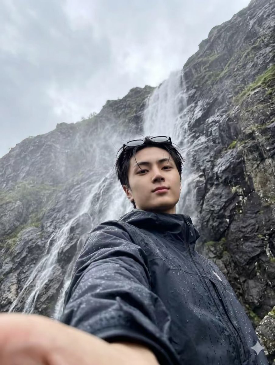JAYYpul's tweet photo. @KIMPULINca Hai aku Wino Hensem siap jadi kimpulers https://t.co/dkeXKJAMwj