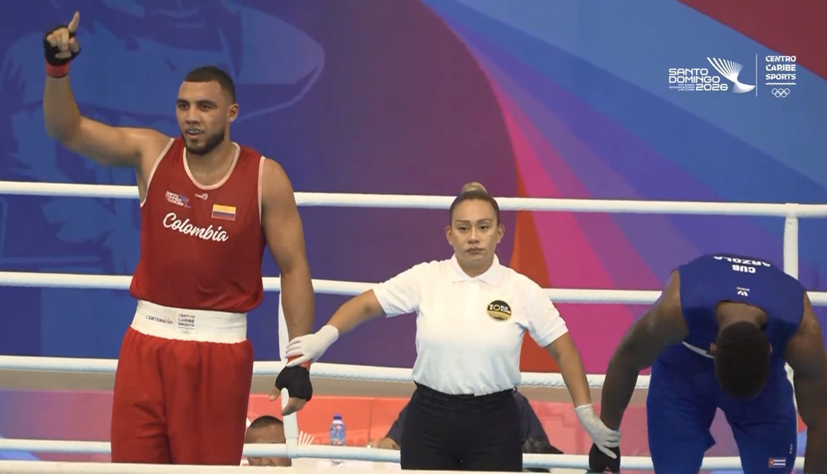 santiagopajaro's tweet photo. ¡UN COLOMBIANO LE PROPINÓ LA PRIMERA DERROTA A CUBA EN SU HISTORIA! Juan Pablo Patiño, de 25 años, fue el encargado de derrotar POR PRIMERA VEZ, a un boxeador cubano en la categoría de los pesos súper pesados (+91 kgs) en LA HISTORIA de los Juegos Centroamericanos y del Caribe https://t.co/UoLj85Ok9x