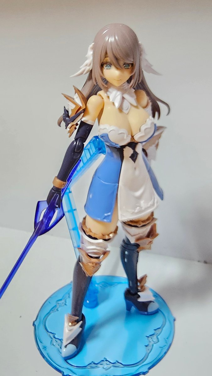 Hazenebulto5's tweet photo. the famous rapier
also looks good
#kotobukiya #arcanadea #ermeda #コトブキヤ #アルカナデア #エルメダ #코토부키야 #아르카나디아 #에르메다 #msg #holonicarms https://t.co/I2D63SUpLc