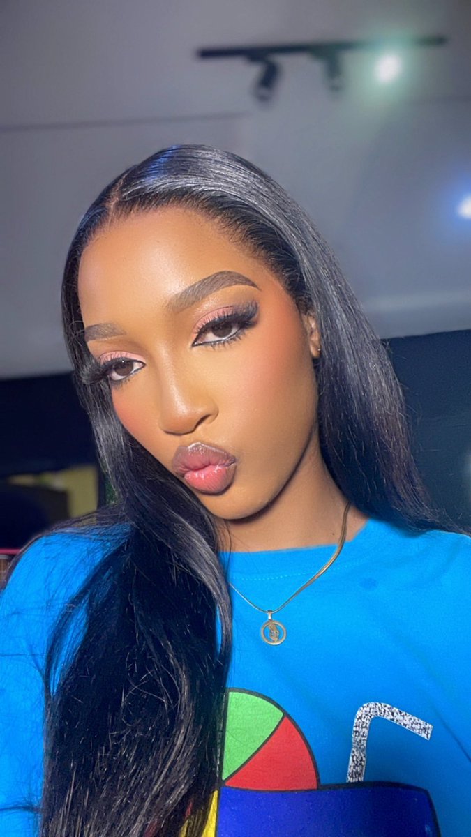 paleeeeyy's tweet photo. " if bluethopia didn't say she don't want a relationship all guys would've followed her " - Cassie,2026 🤭💙💙💙💙
#bbnaija https://t.co/DyldIqNTbN