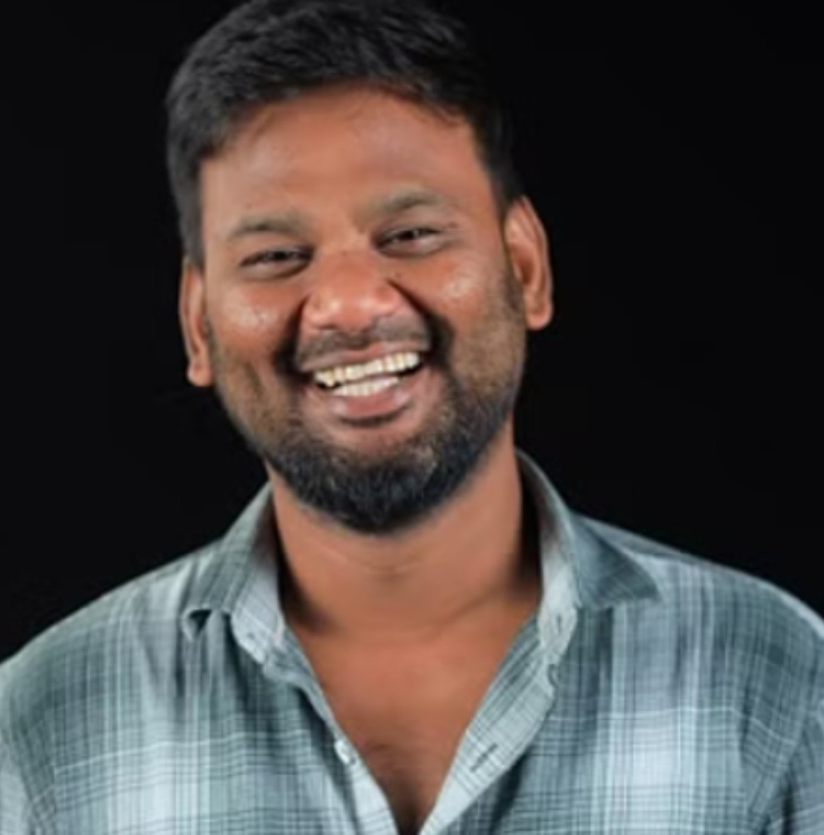 Kokikumaaru's tweet photo. @tamizh018 @dhanushkraja #D56 Look.....📈🔥💥

ஆடிக்கு அப்றம் பூச ஆரம்பம் 👺 https://t.co/RoadwVmdHf