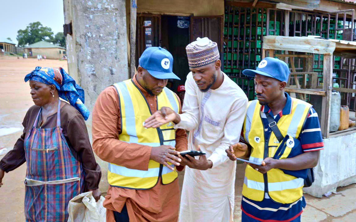 njamasi_'s tweet photo. Itโs one thing to have a digital system; itโs another for us to use it. Iโm definitely checking for my buildingโs code the moment this goes fully live. No more โIโm nearbyโ stress. #SmartNigeria #PostcodeNG https://t.co/RuNa88iD7U