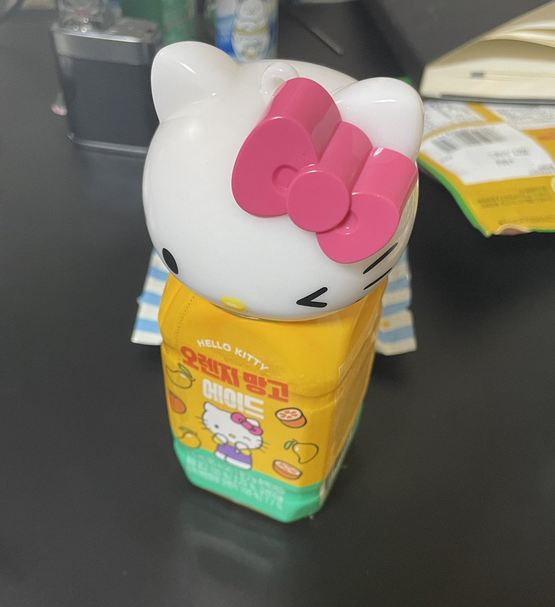 011bekn's tweet photo. 可愛くて不味い飲み物なんなん https://t.co/UQEHY1rubJ