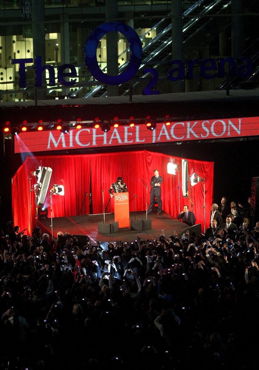michaelogia tweet picture