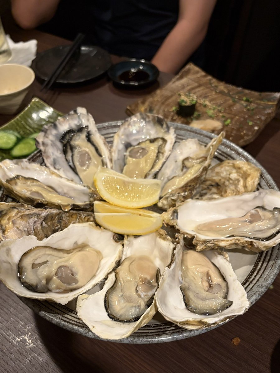 mutekichi225's tweet photo. 7月の活動記録✏️
あっという間に8月！
学んで、食べて、楽しんだ7月でした😊

#九品仏 #産業能率大学 #SHUTTERS #中華蕎麦三藤 https://t.co/GXWtvD8Ddv