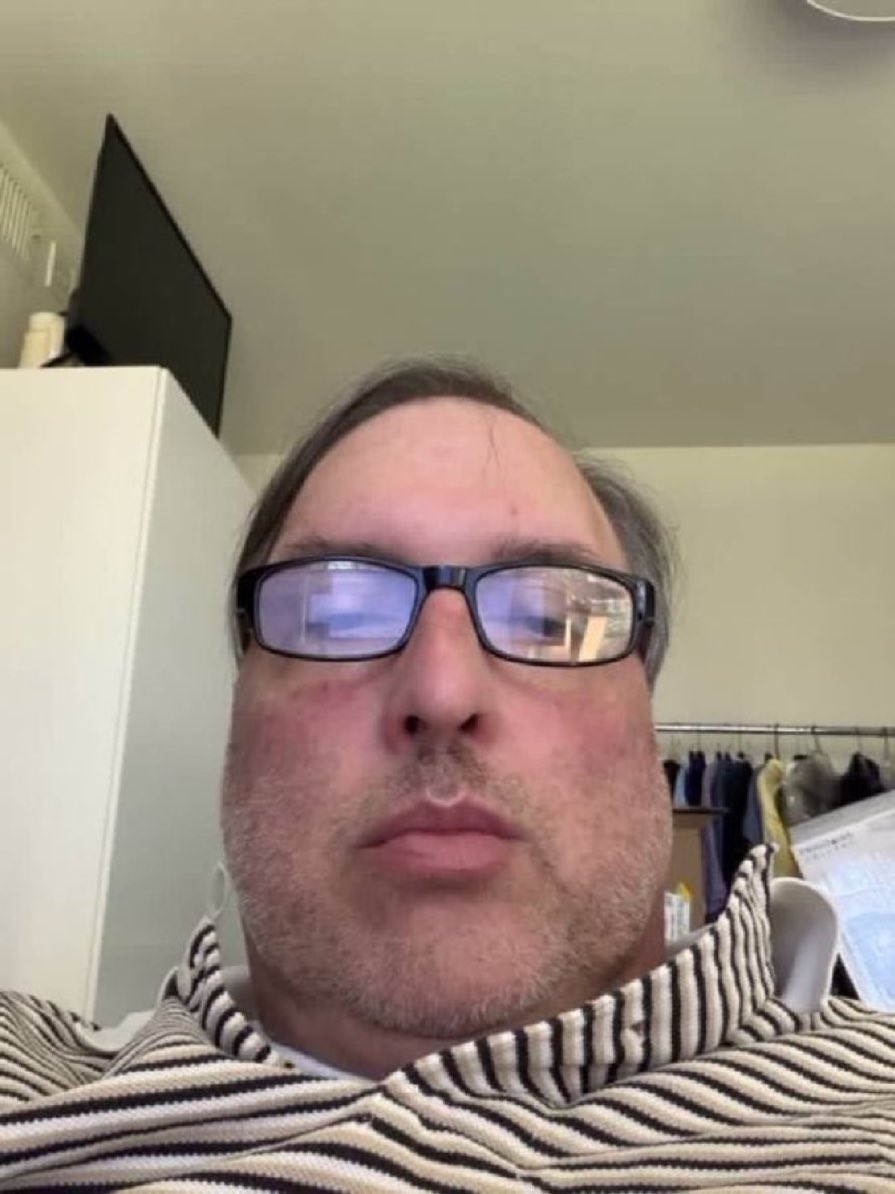 Kinglying88's tweet photo. Can we chat https://t.co/fq9FJsRJja
