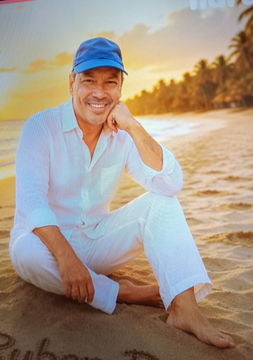 FuquesRuben's tweet photo. @Rosangelx En la playa https://t.co/8R2oTJV4lu