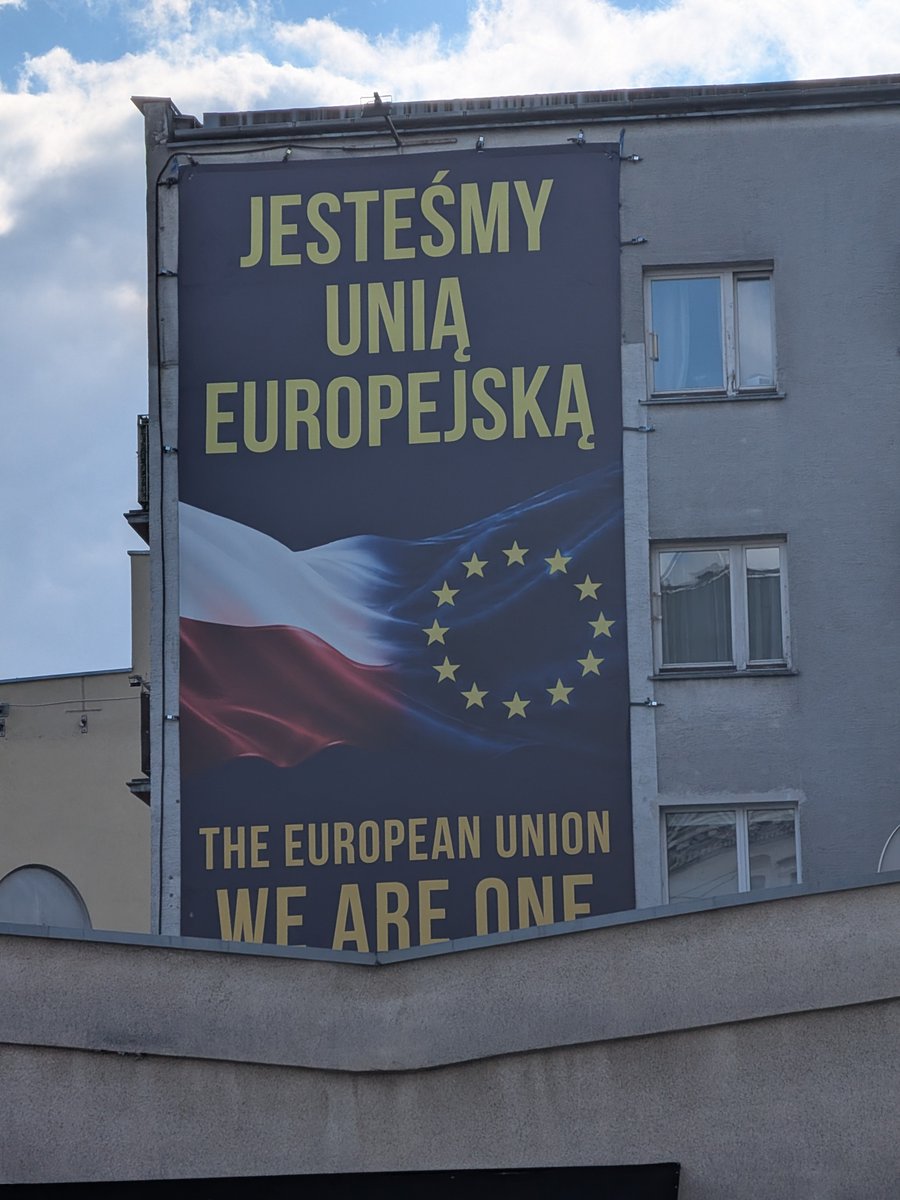 NXT4EU's tweet photo. Walking around Poland, you see more EU flags than nearly anywhere else.

They are patriotic, not just for their own country, but also for Europe. https://t.co/HMZ9fogAB2