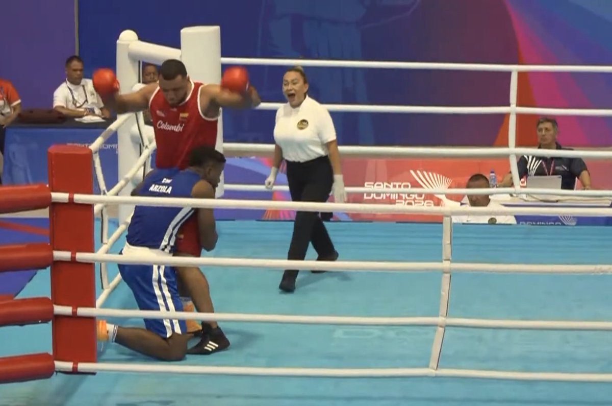 santiagopajaro's tweet photo. Patiño, itagüiseño de 25 años, graduado universitario en Deportes, y es el capitán de selección Antioquia se gana la vida con clases privadas de boxeo para aficionados. Y logró la única final de Colombia en el boxeo en #SantoDomingo2026, venciendo al actual oro centroaméricano. https://t.co/F2gWUUeKSL