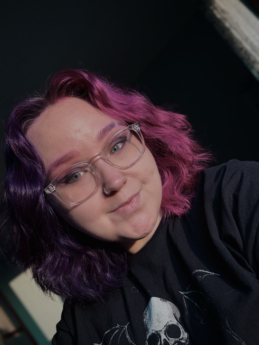 halfdruid's tweet photo. 𝘕𝘌𝘞 𝘐𝘕𝘛𝘙𝘖

+29 queer demisexual pisces
+always looking for new friends/moots
+films: horror, psych thriller, scifi
+anime: one piece, aot, the apothecary diaries
+more: https://t.co/b4OkR93Cbz
+basic dnf/dni (18+)

♡/↻ to be moots
#promotwt #moothunt #horrortwt #filmtwt https://t.co/8UKgqbzuJr